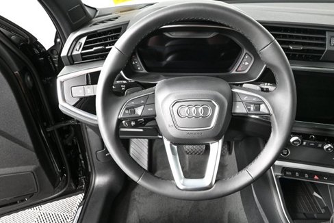 New 2025 Audi Q3 2.0T Premium Plus image 9
