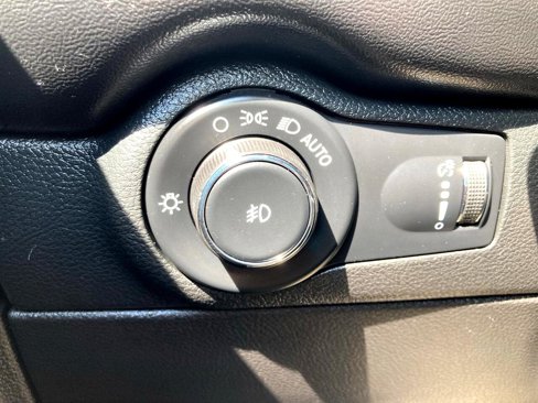 Used 2023 Dodge Durango GT image 22