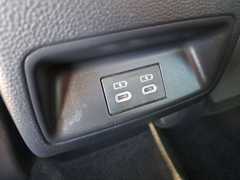Used 2023 Toyota Corolla LE image 9