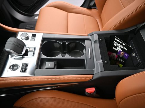 New 2026 Jaguar F-PACE R-Dynamic S image 28