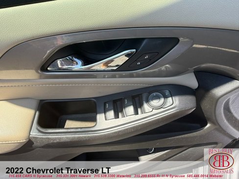 Used 2022 Chevrolet Traverse LT image 13
