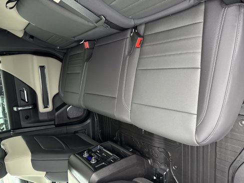 New 2026 GMC Hummer EV 4x4 Crew Cab image 25