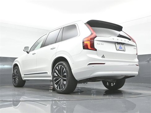 New 2026 Volvo XC90 B6 Plus w/ Protection Package Premier image 43