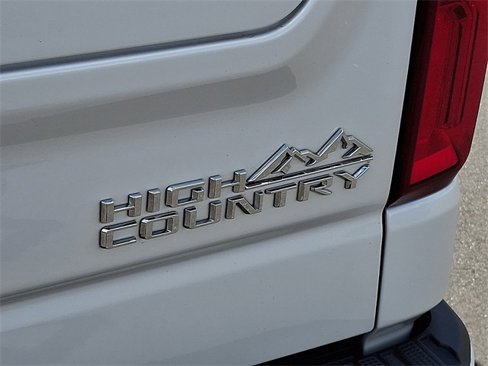 Used 2024 Chevrolet Silverado 1500 High Country w/ Technology Package image 26