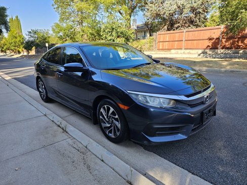 Used 2018 Honda Civic EX image 13