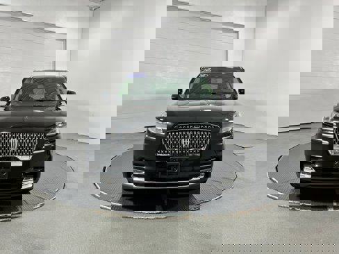 Used 2020 Lincoln Aviator Reserve w/ Equipment Group 201A image 18
