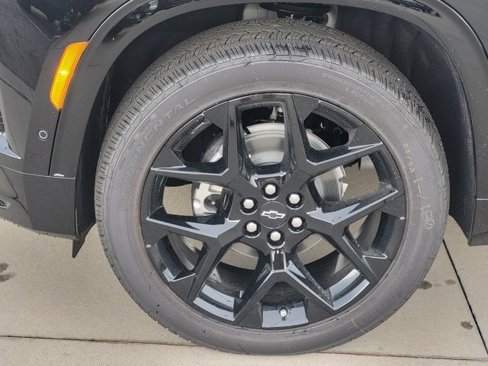 New 2025 Chevrolet Traverse RS image 9