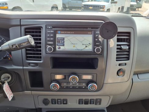 Used 2018 Nissan NV 3500 SL image 16
