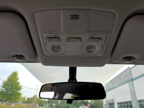 Used 2015 Toyota RAV4 LE image 29