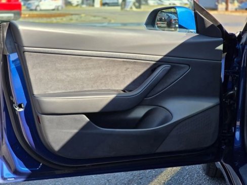 Used 2020 Tesla Model 3 Standard Range Plus image 22