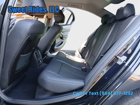 Used 2018 BMW 320i xDrive Sedan image 13