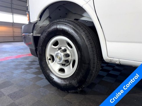 Used 2023 Chevrolet Express 2500 w/ Driver Convenience Package image 7