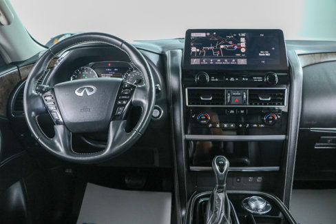 Used 2024 INFINITI QX80 Premium Select w/ All-Season Package image 18