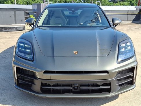 New 2025 Porsche Panamera 4 image 6