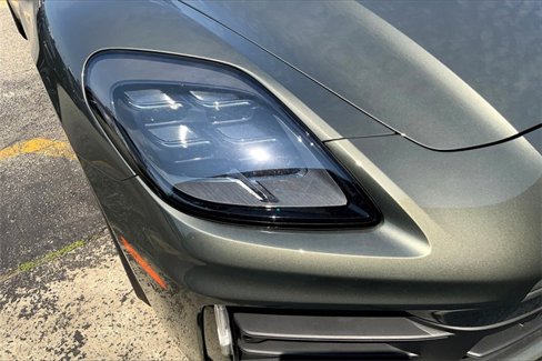 New 2025 Porsche Panamera 4 image 18