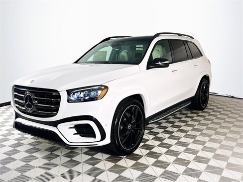 New 2026 Mercedes-Benz GLS 580 4MATIC image 3