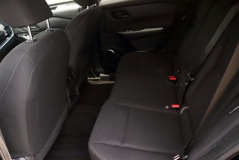 Used 2024 Nissan Rogue S image 13