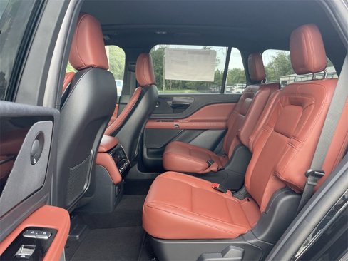 New 2025 Lincoln Aviator Reserve w/ Illumination Package image 23