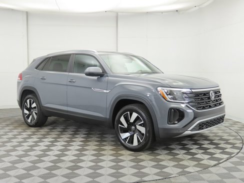 New 2026 Volkswagen Atlas Cross Sport SE image 3
