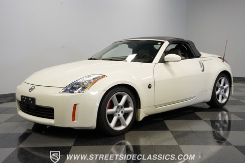 Used 2004 Nissan 350Z Touring image 5