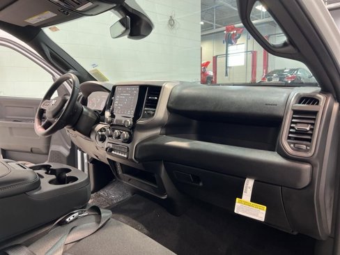 New 2024 RAM 2500 Tradesman w/ Towing Technology Group image 30