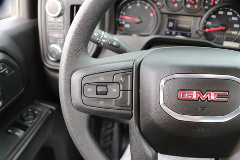 New 2025 GMC Sierra 3500 Pro image 17