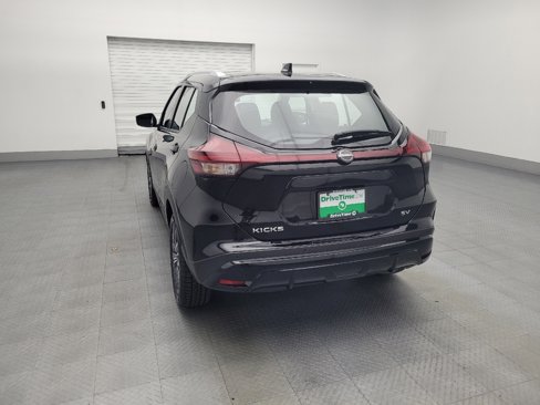 Used 2024 Nissan Kicks SV image 6