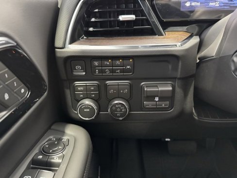New 2026 Chevrolet Suburban High Country w/ Sun And Tow Package image 20