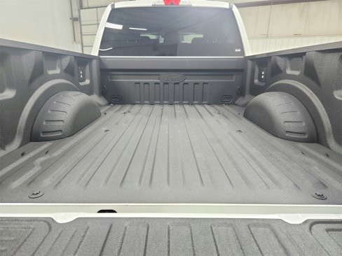 New 2025 Ford F250 Lariat w/ Black Appearance Package image 50