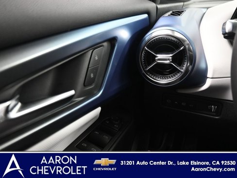 New 2026 Chevrolet Equinox EV LT image 12