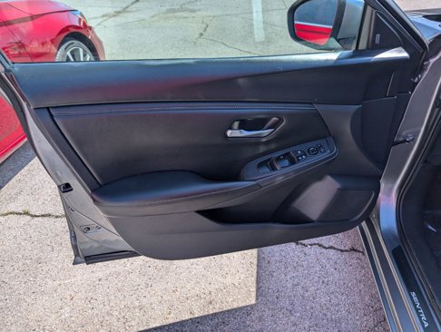 Used 2024 Nissan Sentra SV image 11
