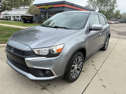 Used 2017 Mitsubishi Outlander Sport FWD image 1