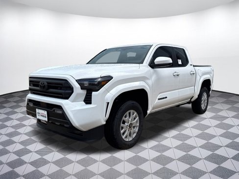 New 2025 Toyota Tacoma SR5 image 2