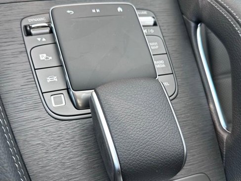 New 2026 Mercedes-Benz GLS 450 4MATIC image 17