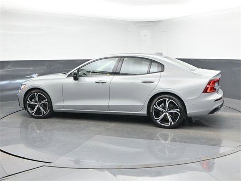 Used 2025 Volvo S60 B5 Plus w/ Protection Package Premier image 5