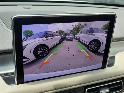 Certified 2023 Lincoln Aviator 2WD image 19