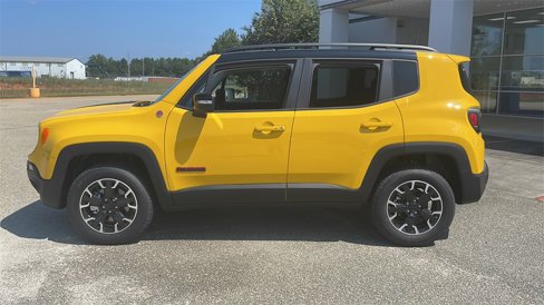 New 2023 Jeep Renegade Trailhawk w/ Sun/Sound Group image 2