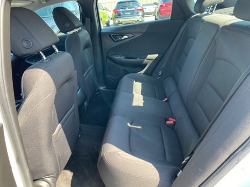 Used 2019 Chevrolet Malibu LS image 18