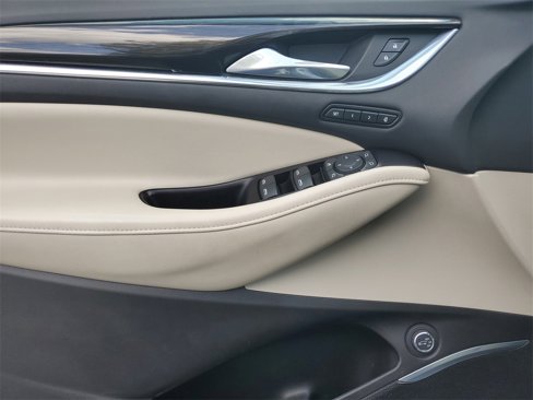 Used 2020 Buick Enclave Premium image 13