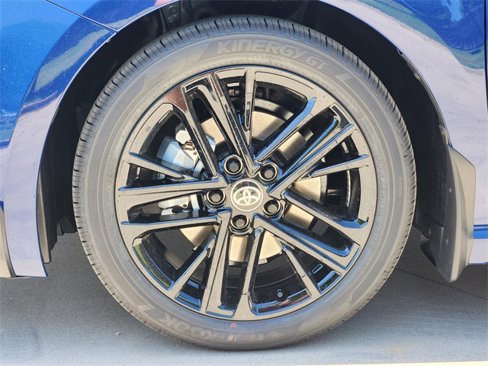 New 2025 Toyota Camry SE image 8