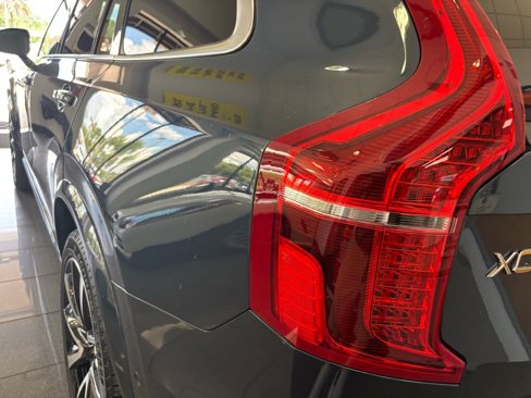 Used 2024 Volvo XC90 B5 Plus w/ Protection Package Premier image 44