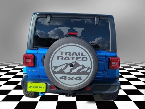 Used 2022 Jeep Wrangler Unlimited Sahara w/ Cold Weather Group image 6
