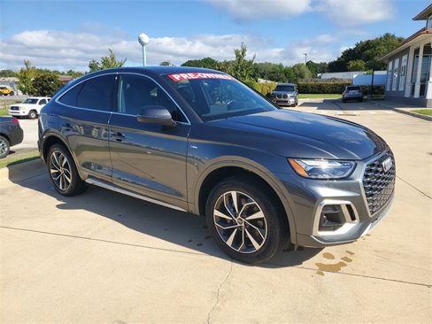 Used 2023 Audi Q5 2.0T Premium w/ Convenience Package image 7
