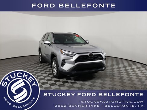 Used 2024 Toyota RAV4 XLE Premium image 1