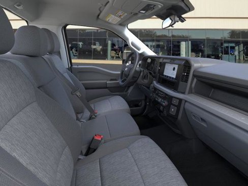 New 2025 Ford F350 XLT image 11