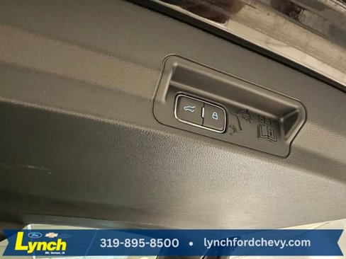 Used 2024 Ford Explorer XLT w/ Equipment Group 202A image 20