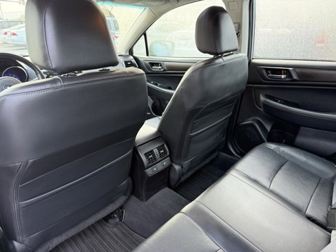 Used 2017 Subaru Legacy 2.5i Limited image 30