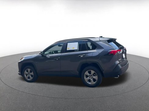 Used 2024 Toyota RAV4 XLE image 10