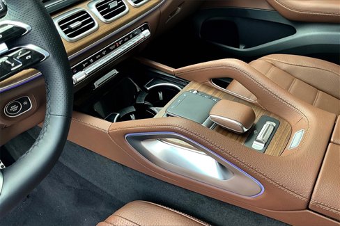 New 2026 Mercedes-Benz GLS 450 4MATIC image 8