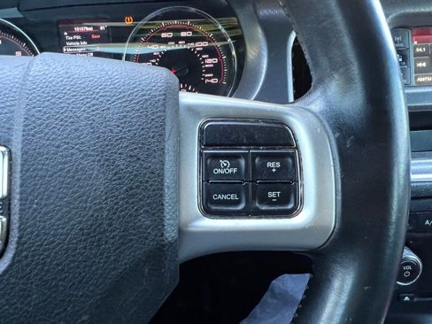 Used 2014 Dodge Charger SE w/ Connectivity Group image 14